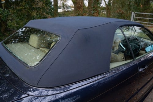 NO RESERVE - 2004 BMW 330ci Sport Auto (E46) à venda (imagem 181 de 216)