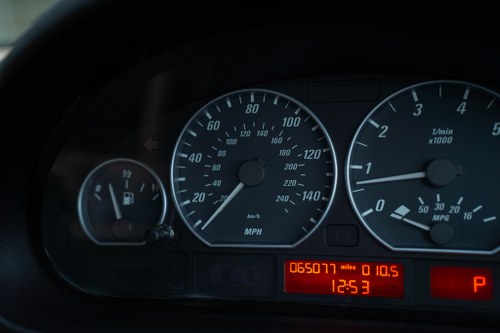 NO RESERVE - 2004 BMW 330ci Sport Auto (E46) à venda (imagem 38 de 216)