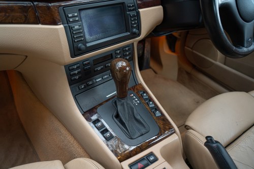 NO RESERVE - 2004 BMW 330ci Sport Auto (E46) à venda (imagem 51 de 216)