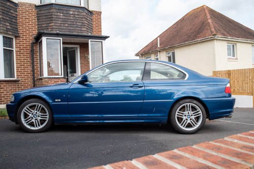 NO RESERVE 2001 BMW 330CI Manual For Sale (picture 39 of 205)