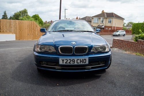 NO RESERVE 2001 BMW 330CI Manual For Sale (picture 12 of 205)