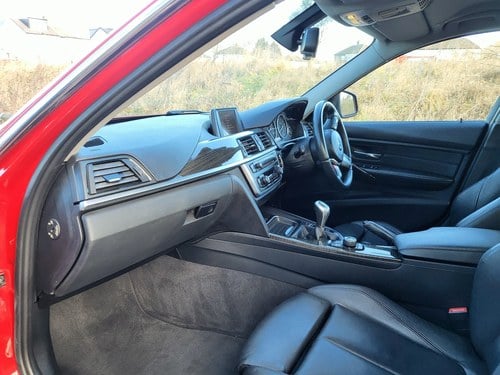 2012 BMW 335i ‘Luxury’ Manual (F30) En venta (imagen 42 de 129)