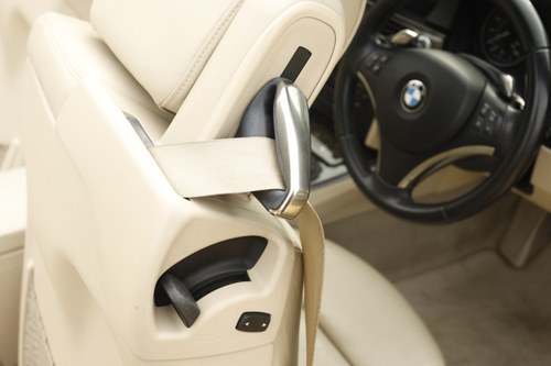 2007 BMW 335i (E93) SE Convertible Te koop (foto 89 van 191)