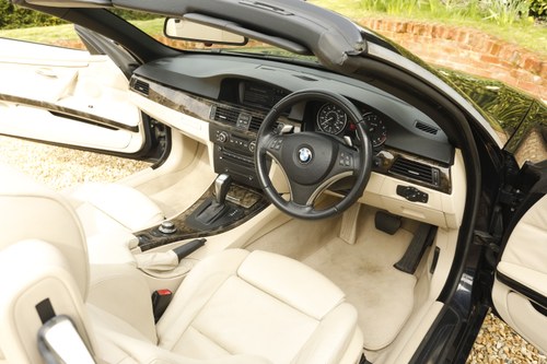 2007 BMW 335i (E93) SE Convertible Te koop (foto 40 van 191)