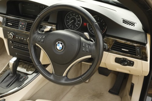 2007 BMW 335i (E93) SE Convertible Te koop (foto 52 van 191)