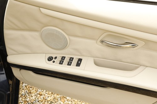 2007 BMW 335i (E93) SE Convertible Te koop (foto 56 van 191)