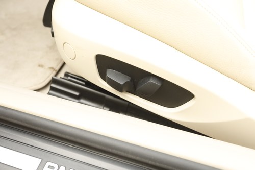 2007 BMW 335i (E93) SE Convertible Te koop (foto 99 van 191)