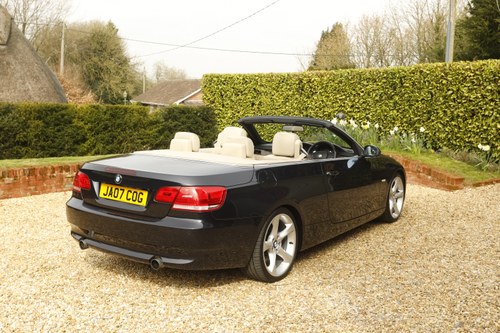 2007 BMW 335i (E93) SE Convertible Te koop (foto 10 van 191)