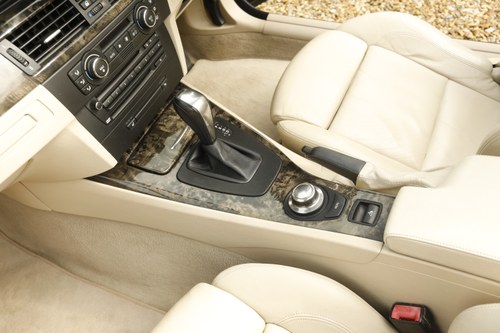 2007 BMW 335i (E93) SE Convertible Te koop (foto 44 van 191)