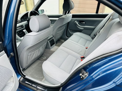 2002 BMW 520i (E39) Te koop (foto 54 van 118)