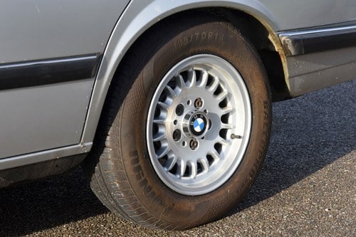 1986 BMW 525e In vendita (immagine 28 di 206)