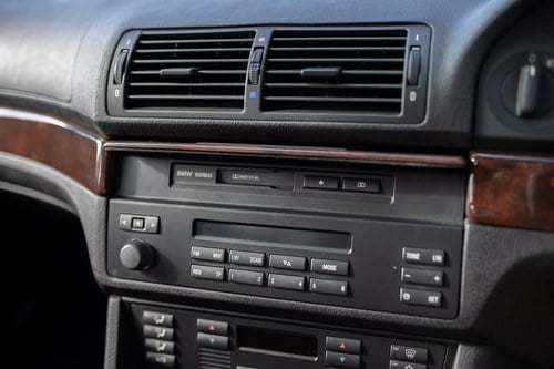 2002 BMW 525i SE (E39) For Sale (picture 43 of 125)