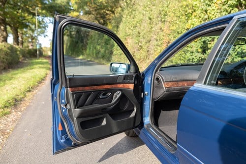 2002 BMW 525i SE (E39) For Sale (picture 27 of 125)