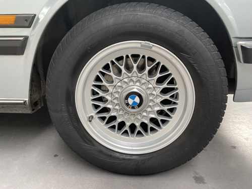 1984 BMW 528i zum Verkauf (Bild 11 von 64)