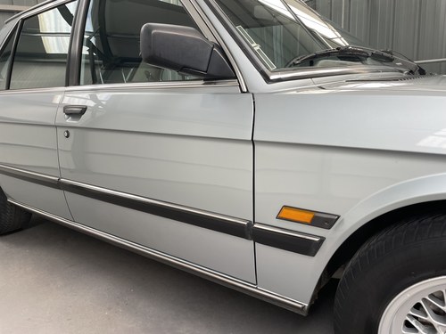 1984 BMW 528i zum Verkauf (Bild 43 von 64)