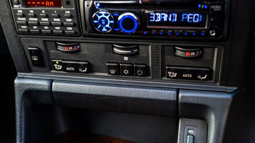 1993 BMW 530i TOURING AUTO à vendre (picture 25 of 165)