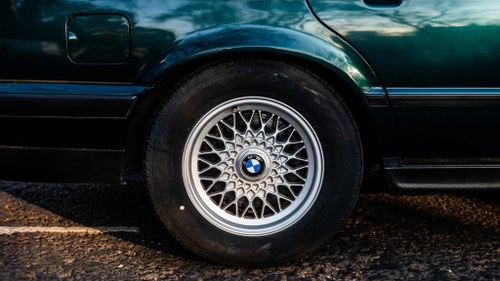 1993 BMW 530i TOURING AUTO à vendre (picture 8 of 165)