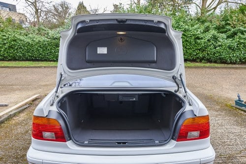 2002 BMW 540I Auto (E39) In vendita (immagine 87 di 192)