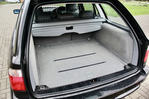 NO RESERVE - 2002 BMW 540i Touring (E39) For Sale (picture 76 of 124)