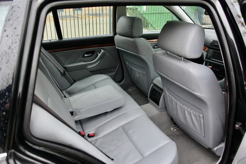 NO RESERVE - 2002 BMW 540i Touring (E39) For Sale (picture 72 of 124)