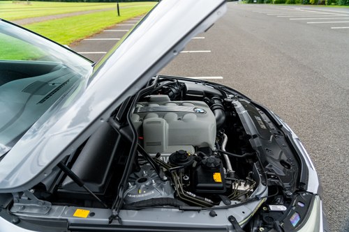 2004 BMW 545i SE V8 For Sale (picture 98 of 122)