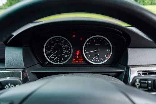 2004 BMW 545i SE V8 For Sale (picture 17 of 122)