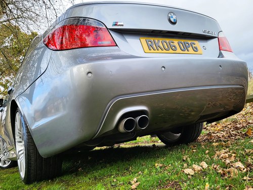 2006 BMW 550i M Sport (E60) In vendita (immagine 97 di 139)