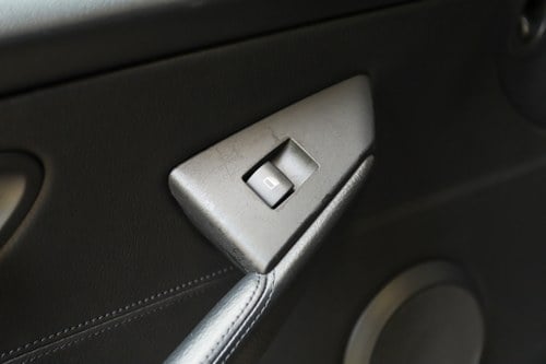 2006 BMW 650i Te koop (foto 75 van 159)