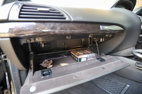 2006 BMW 650i Te koop (foto 28 van 159)