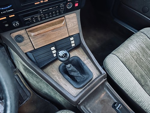 1982 BMW E23 735i à vendre (picture 51 of 125)