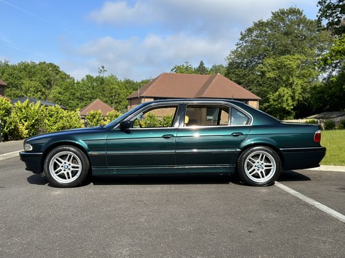 1996 BMW E38 750IL Factory Individual à venda (imagem 13 de 121)