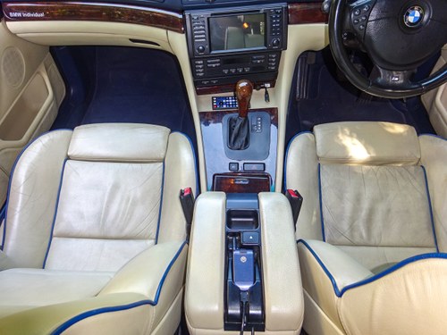 2001 E38 BMW 728i Sport ‘Individual’ till salu (bild 62 av 177)