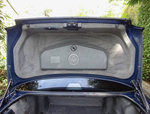 2001 E38 BMW 728i Sport ‘Individual’ till salu (bild 100 av 177)