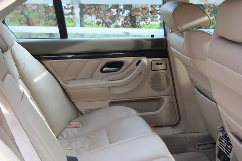 1999 BMW 728i zum Verkauf (Bild 40 von 140)