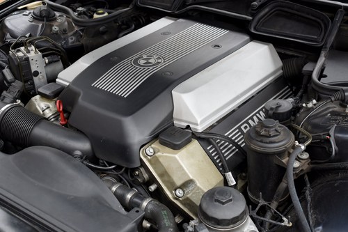 1999 BMW 740iL Te koop (foto 130 van 157)