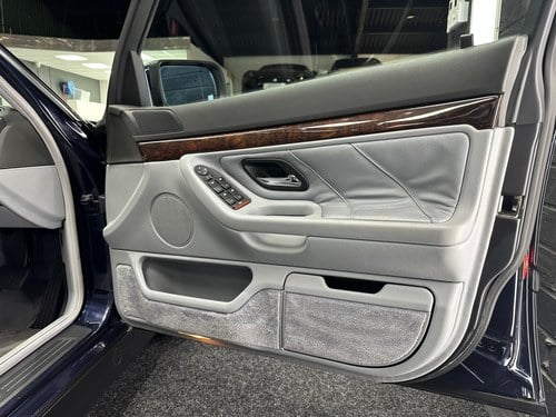 1995 BMW 740i (E38) For Sale (picture 76 of 184)