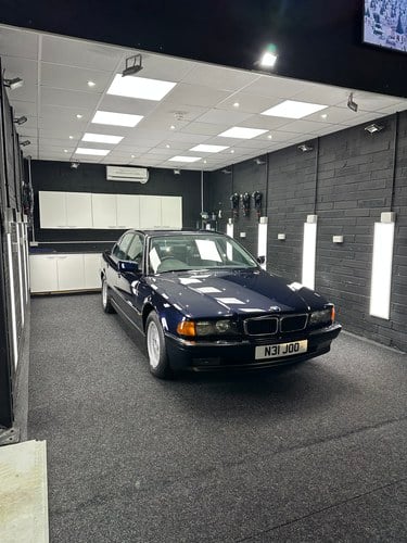 1995 BMW 740i (E38) For Sale (picture 22 of 184)