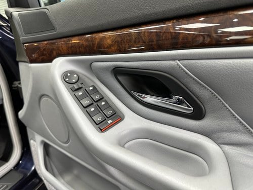 1995 BMW 740i (E38) For Sale (picture 79 of 184)