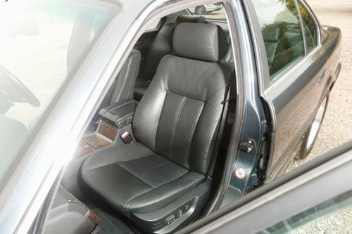 2001 BMW 740i (E38) In vendita (immagine 71 di 198)