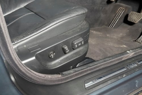 2001 BMW 740i (E38) In vendita (immagine 59 di 198)