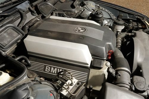 2001 BMW 740i (E38) In vendita (immagine 135 di 198)