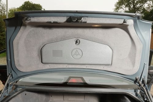 2001 BMW 740i (E38) In vendita (immagine 92 di 198)