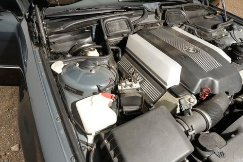 2001 BMW 740i (E38) In vendita (immagine 130 di 198)