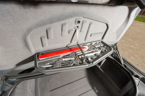 2001 BMW 740i (E38) In vendita (immagine 93 di 198)