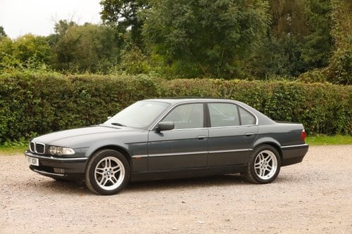 2001 BMW 740i (E38) In vendita (immagine 13 di 198)