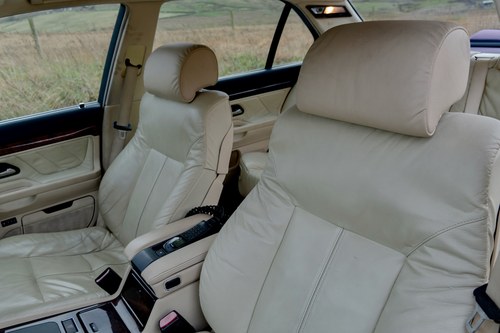 2000 BMW 740iL (E38) For Sale (picture 31 of 84)