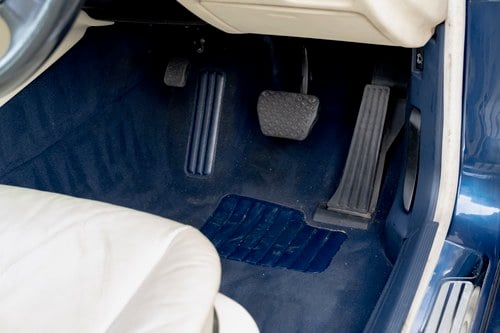 2000 BMW 740iL (E38) For Sale (picture 53 of 84)