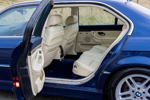 2000 BMW 740iL (E38) For Sale (picture 20 of 84)