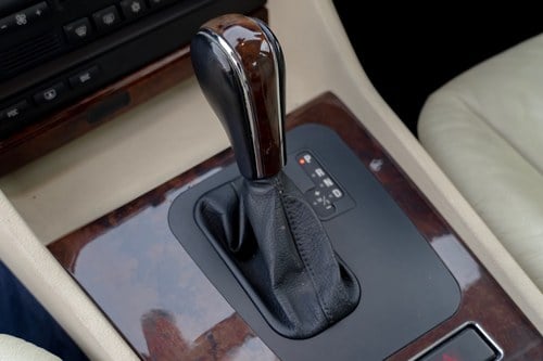 2000 BMW 740iL (E38) For Sale (picture 37 of 84)