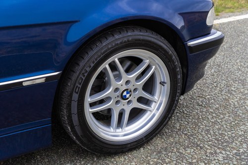 2000 BMW 740iL (E38) For Sale (picture 19 of 84)